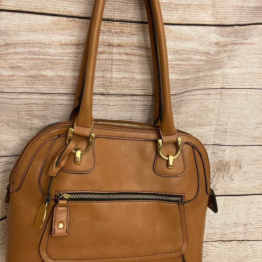 London Fog Tan Shoulder Bag with Gold Accents